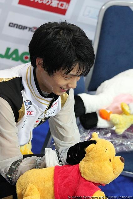 在庫処分・数量限定 レア プーさんティッシュケース 羽生結弦